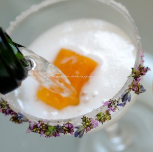 bellini sorbet prosecco pour