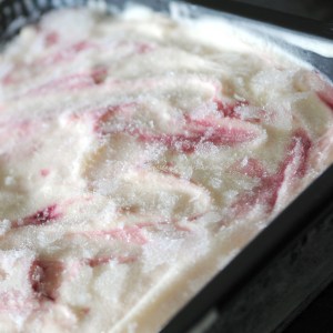 lilac ice cream © www.ice-cream-magazine.com