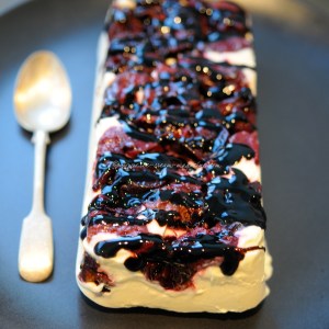 damson semifreddo   © www.ice-cream-magazine.com