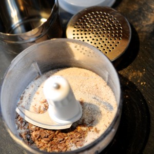 Spiced whole orange and almond cake © www.ice-cream-magazine.com