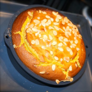 Spiced whole orange and almond cake © www.ice-cream-magazine.com