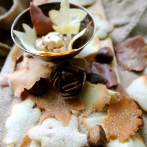 autumn leaf tuile © www.ice-cream-magazine.com