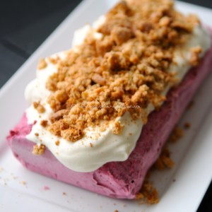 blackberry cheesecake ice cream © www.ice-cream-magazine.com