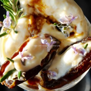 rosemary/date/ caramel custard ice cream © www.ice-cream-magazine.com